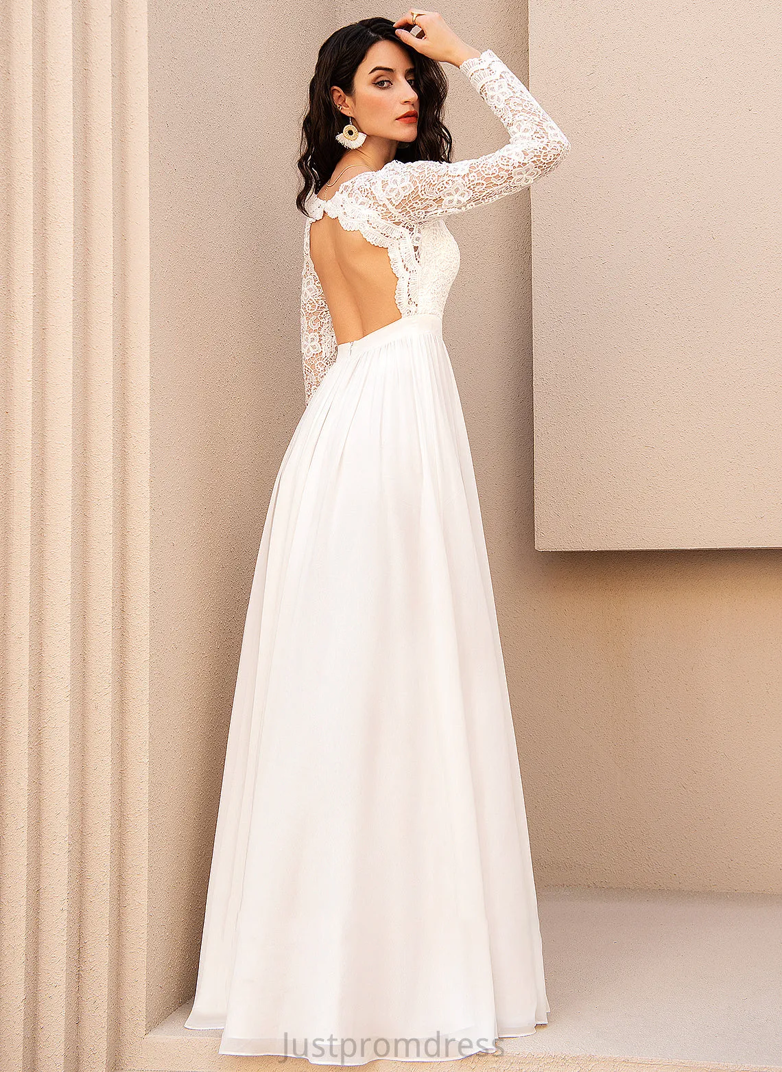 Amina Chiffon With A-Line Wedding Wedding Dresses Lace Dress Floor-Length V-neck