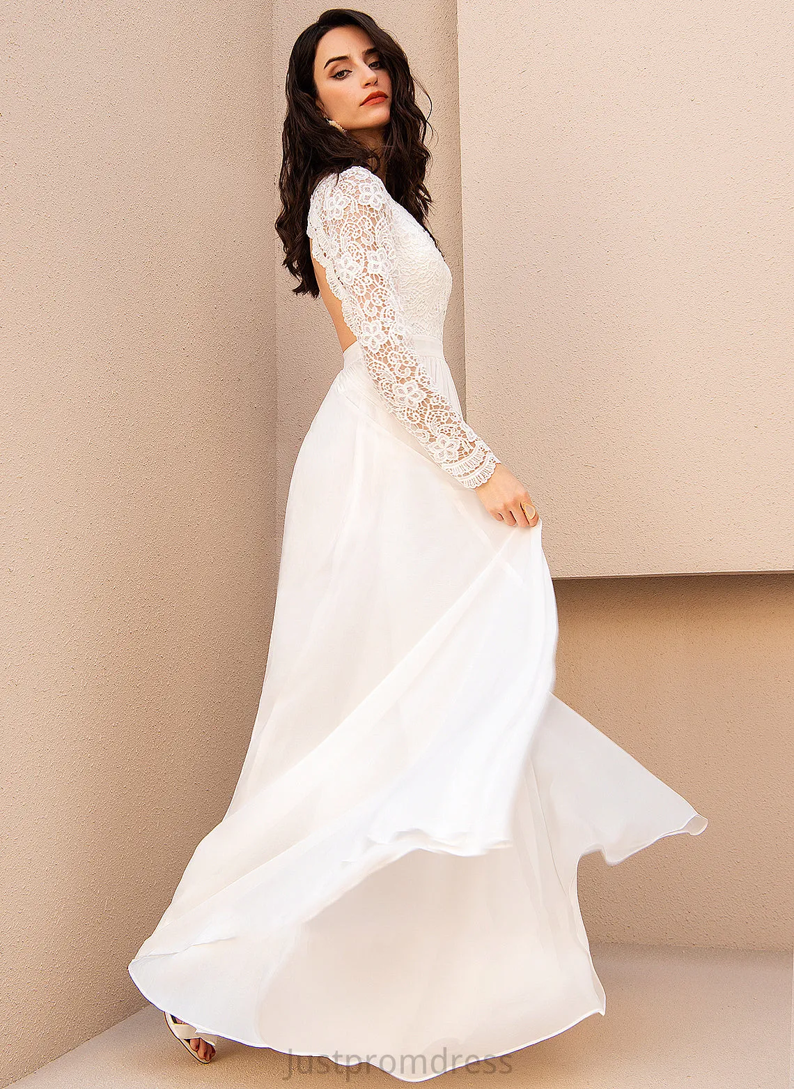 Amina Chiffon With A-Line Wedding Wedding Dresses Lace Dress Floor-Length V-neck