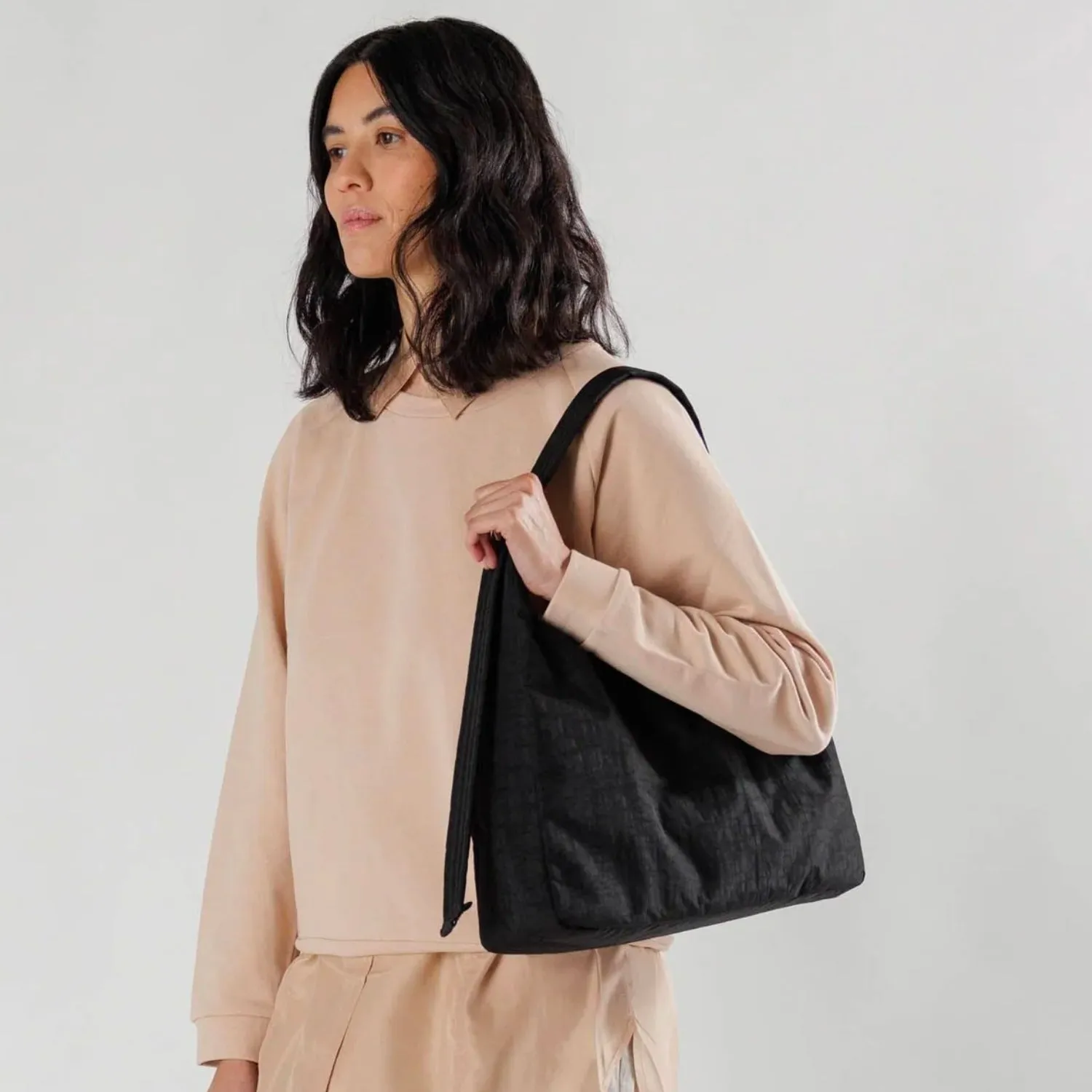 Baggu Nylon Shoulder Bag in Black