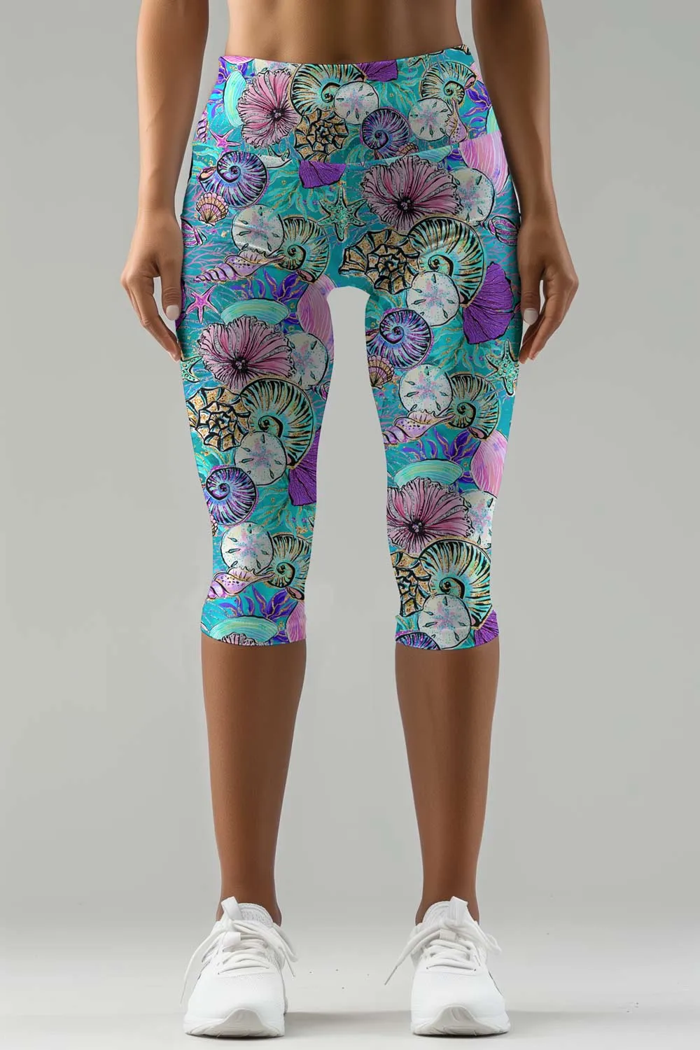Blue Seashells Ellie Cute Print Performance Yoga Capri Leggings - Women