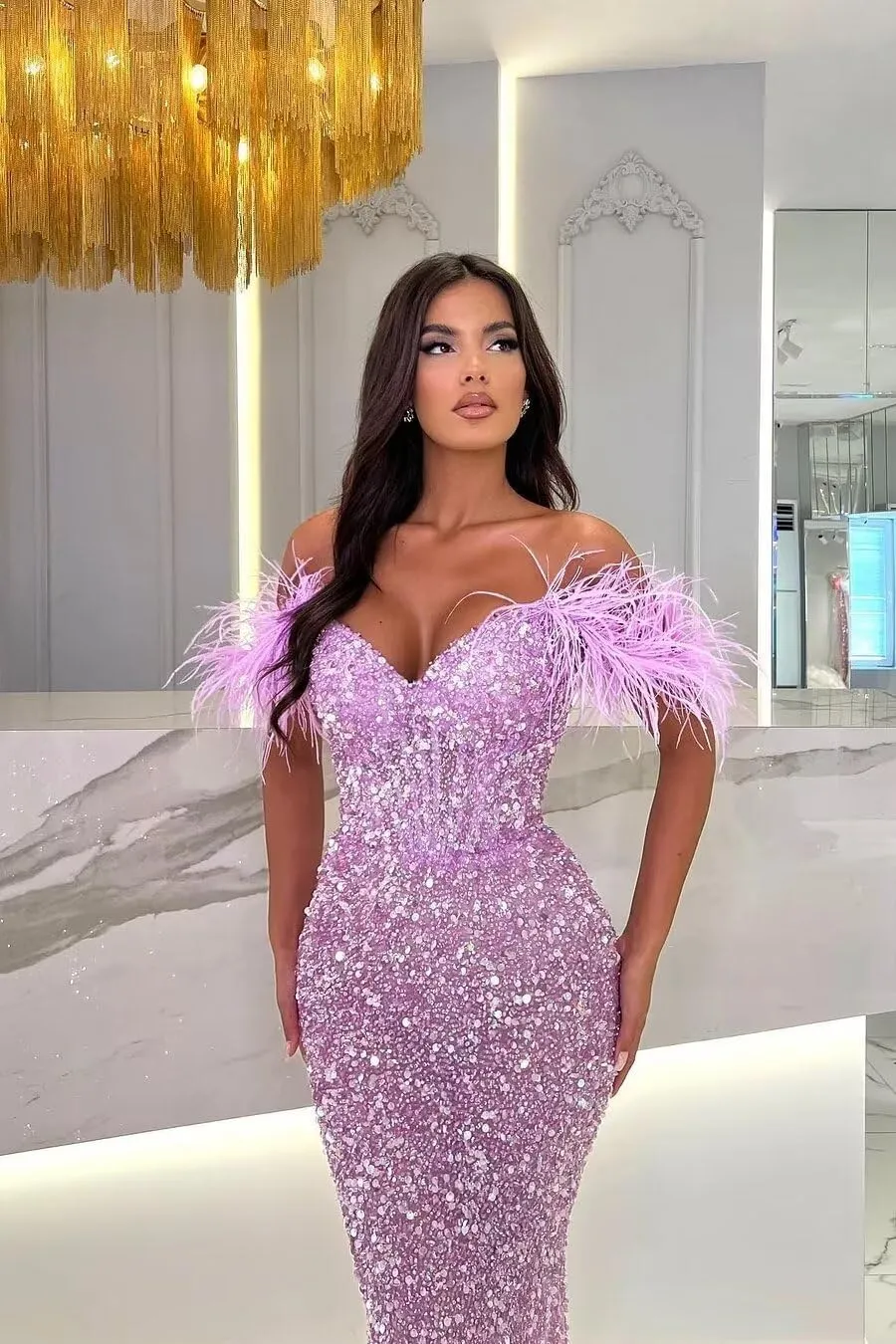 Off Shoulder Sweetheart Mermaid Prom Dresses 2024 Long Sparkly Sequin Feathers Sheath Formal Evening Party Gowns with Train