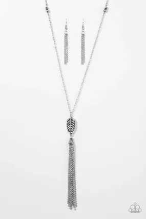Paparazzi Necklace ~ Higher than the Sky - White