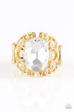 Paparazzi Ring ~ Queen of Hustle - Gold