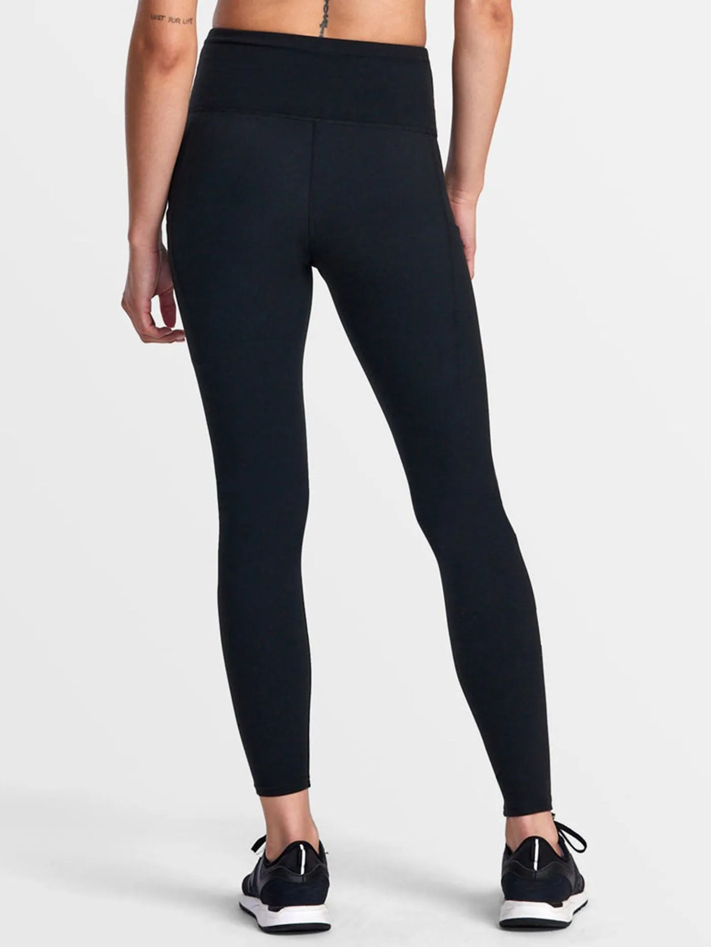 Va Essential Pocket legging