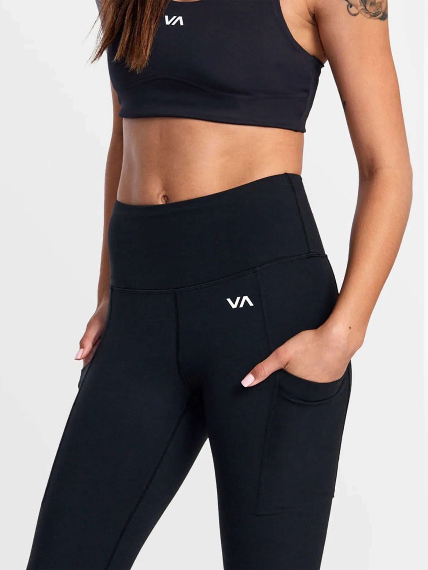 Va Essential Pocket legging